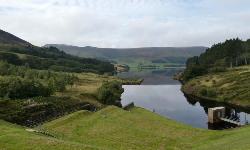Dove Stone Reservoir (3)